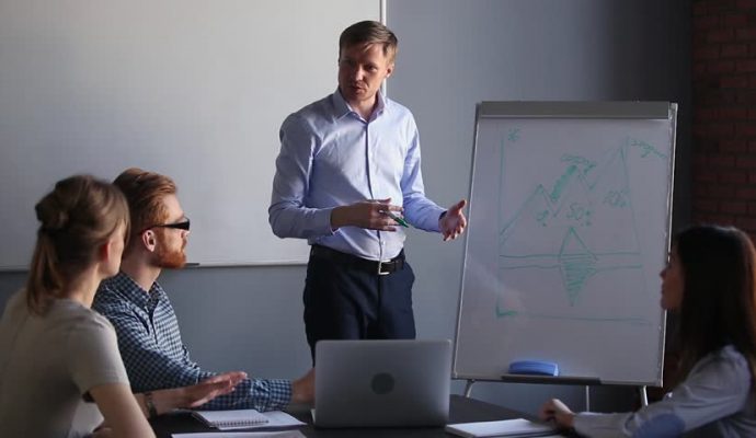 Training Strategi Manajemen Outsourcing